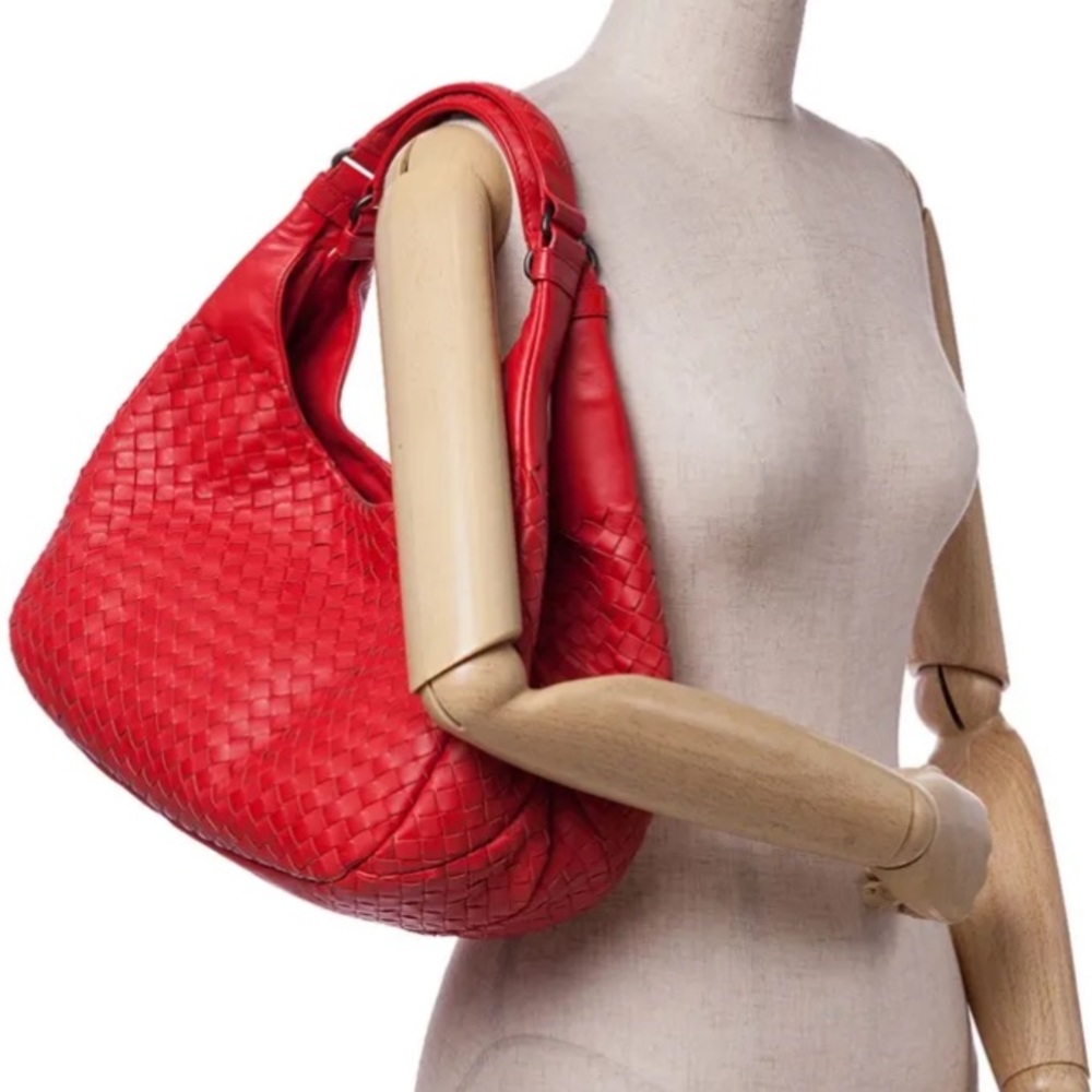 Authentic Bottega Veneta Intrecciato Medium Hobo Bag